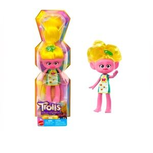 DreamWorks Trolls Band Together Trendsettin’ Viva Fashion Doll